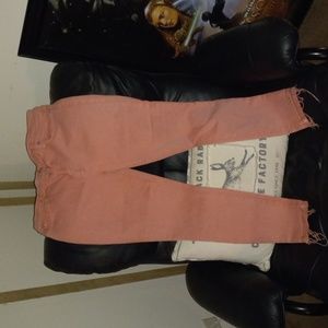 7 For All Mankind pink skinny jeans frayed at ankle size 32